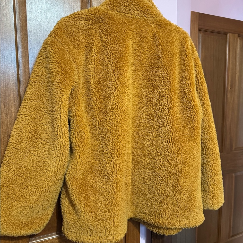 Varley Teddy Jacket - Picture 6 of 8